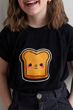 Lade das Bild in den Galerie-Viewer, TocaToast Shirt schwarz