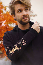 Lade das Bild in den Galerie-Viewer, Zakura Hoodie Edition