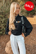 Lade das Bild in den Galerie-Viewer, BLACK BOO SWEATER SALE